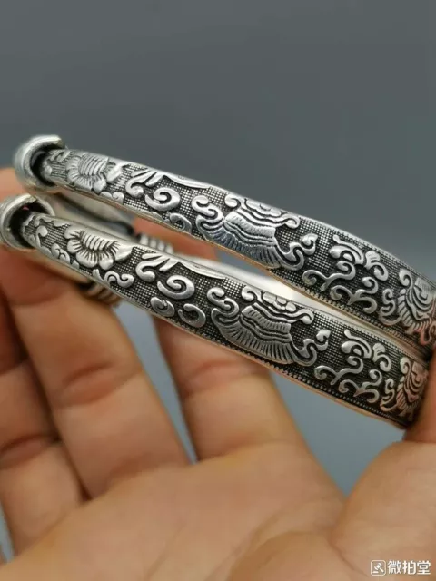 A Pair Old Chinese tibet silver handcarving flowers pattern Bracelet