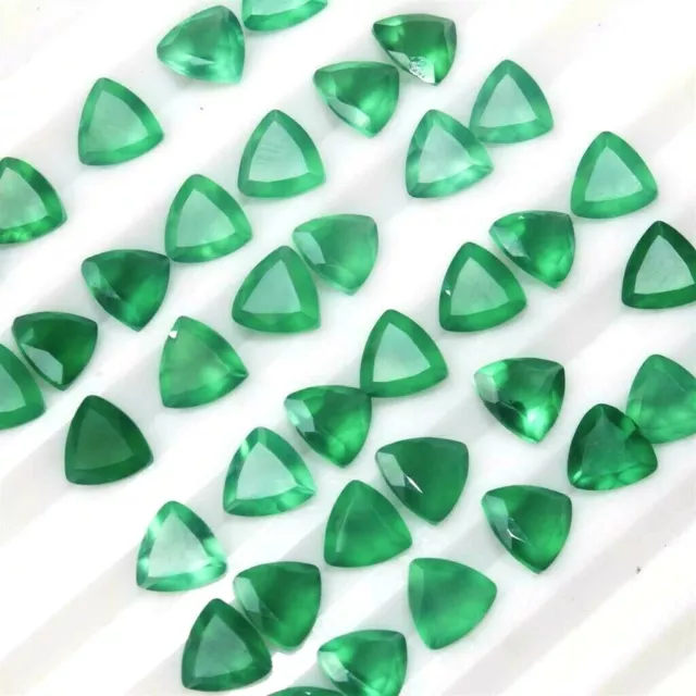 Wholesale Lot of 7mm Trillion Cut Natural Green Onyx Loose Calibrated Gemstone