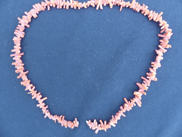 Collier Ancien En Corail Branches - Bijou Vintage D'occasion, Couleur Naturelle
