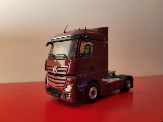 Mercedes transporteur 1955 (IXO) 1/43e