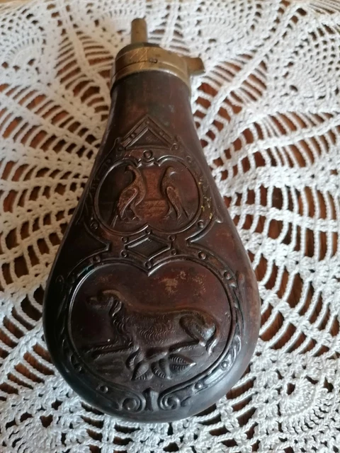 BELLE BROCHE ANCIENNE des années 1900 ART NOUVEAU en Métal Argenté / Lg BELLE BROCHE ANCIENNE des années 1900 ART NOUVEAU en Métal Argenté / Lg