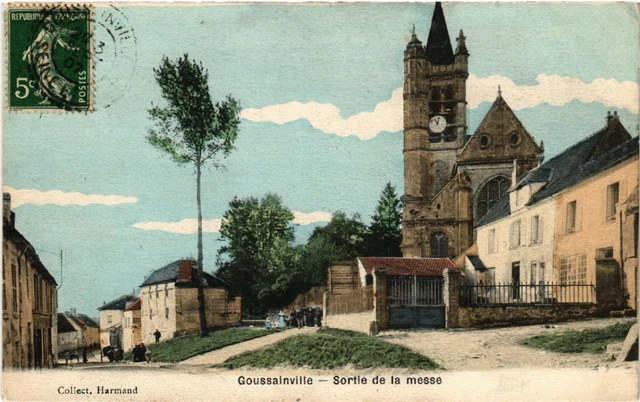 CPA GOUSSAINVILLE - Sortie de la messe (519459)