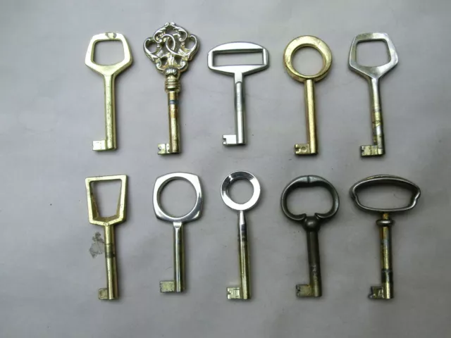  alte Schlüssel - Konvolut schöner alter Möbelschlüssel - Schrankschlüssel