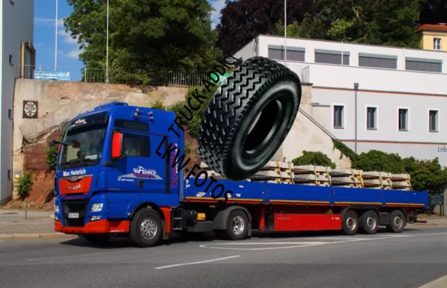 Truck Photo, Lkw Foto, MAN TGX 18.480 Pritschensattelzug Spedition Heinrich