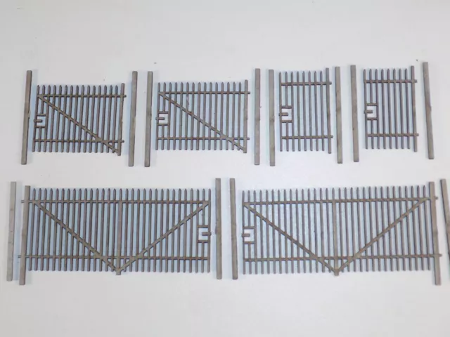 8ft steel security fencing (94cms)+ 6 various gates model railway fence 00 scale 3