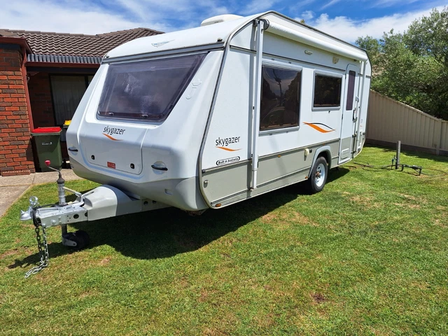 2010 Jurgens Skygazer Caravan