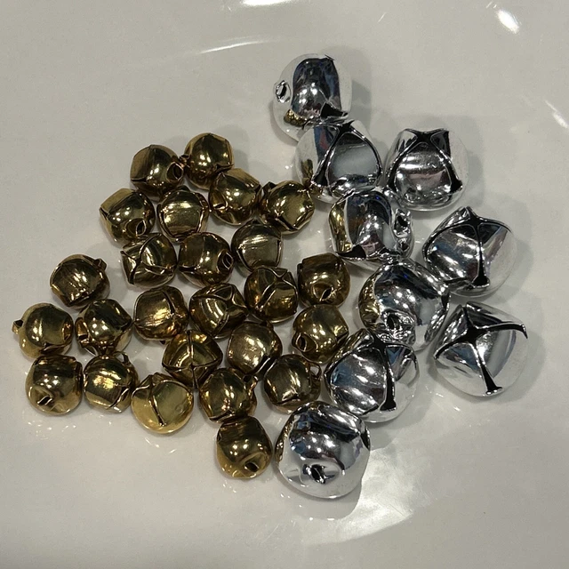 Lote de campanas de jingle de artesanía, varios tamaños - 9 tonos plateados 25 tonos dorados