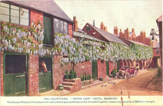 The Courtyard of White Lion Hotel, Banbury, Oxfordshire, England Postcard