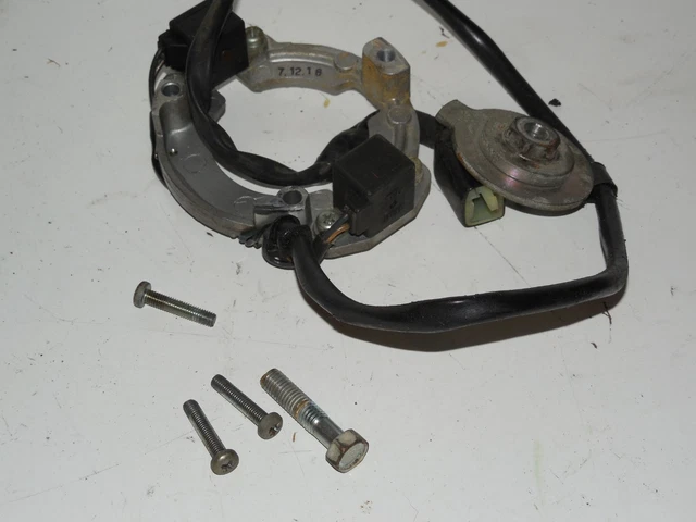 1987 Kawasaki Zx 600 Engine Crank Sensor Pickup Nice ZX600c T2T