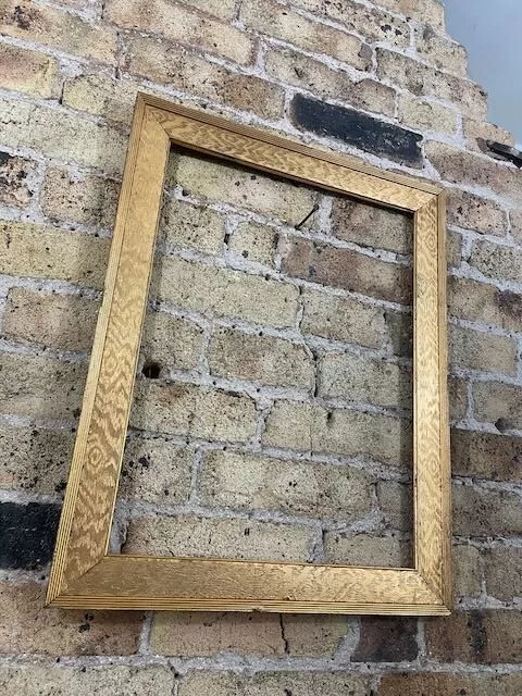 Antique Ornate, Wood Grain Effect Gold Gilt Picture Frame, Aged, Medium - Large