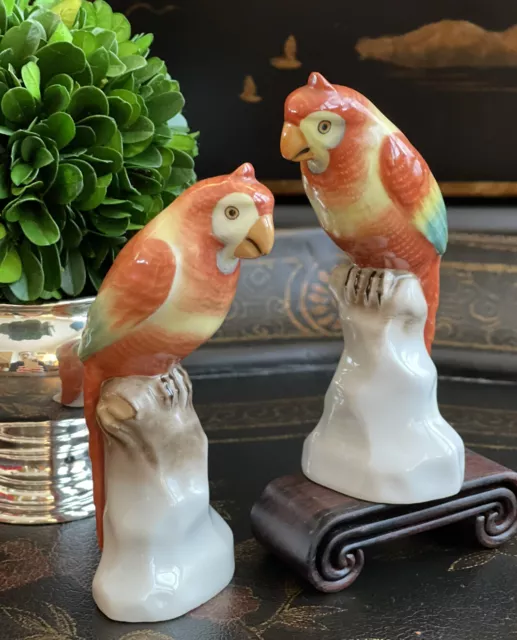 Stunning Small Rare Herend Red Green Mantle Table Parrot Bird Paradise Pair 4.5”