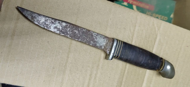 Vintage Robeson Fixed Bladed No 3 Hunting Knife w/ Leather Sheath