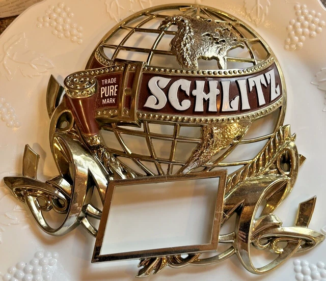 Vintage 1970s SCHLITZ Beer Advertising Sign Plastic 3D  Globe