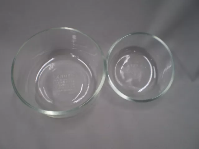 https://www.picclickimg.com/TuUAAOSwxeNlTQI2/Pyrex-7202-1-Cup-7200-2-Cup-Clear-Round.webp