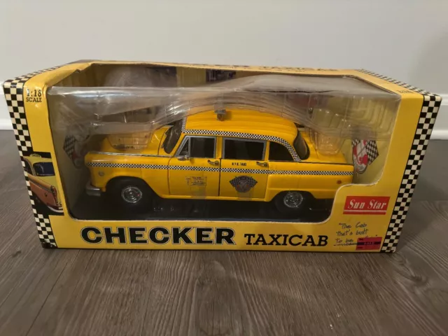 New York City SUN STAR 1981 CHECKER TAXI CAB 1:18 SCALE New In Box