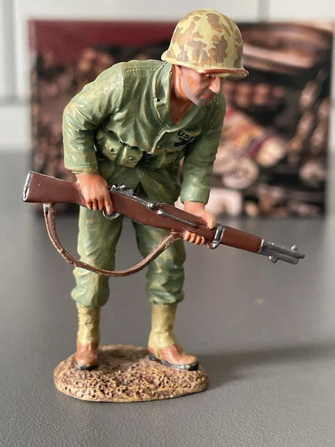 Figurine King & Country VN138 'Moving Forward' - Plomb Peint, Contemporain, Neuve