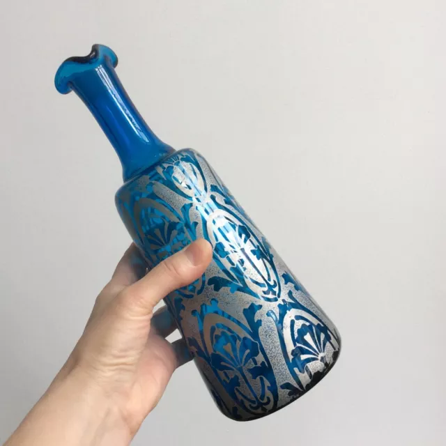 Carafe Ancienne Legras en Verre Bleu et Décor Argenté Col Juponné Art Nouveau
