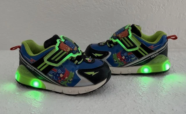 Boy's Size 8 PJ Masks LIGHT UP Kids Sneakers Shoes Boy's Size 8 PJ Masks LIGHT UP Kids Sneakers Shoes