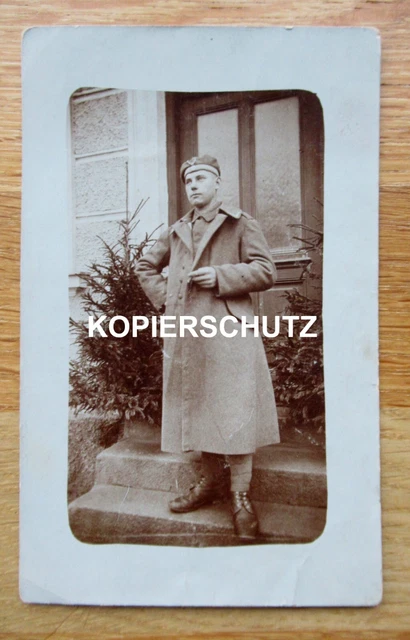 Altes Portrait Foto deutscher Soldat mit Karpatenkorps Abzeichen / 1. WK *