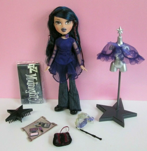 https://www.picclickimg.com/Tv4AAOSw9iZgQ~~D/Bratz-Midnight-Dance-Yasmin-Doll-Gorgeous-Goth-Doll.webp