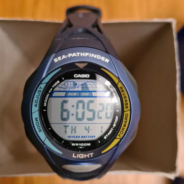CASIO SPS 300 SEA Pathfinder Mens Watch Model No. 2572 New