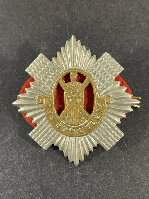 WW1 BRITISH ARMY, The Royal Scots Regiment Glengarry Cap Badge $12.19 ...