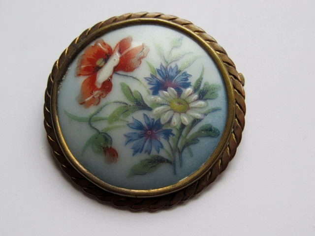 Broche Ancienne En Porcelaine De Limoges - Décor Fleurs, Monture Laiton