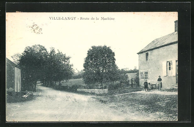 CPA Ville-Langy, Route de la Machine
