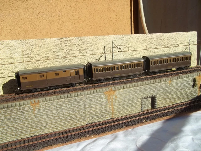 RIVAROSSI HO . RARE WAGON CITERNE Mbe 943100 DE LA FS ANNEE 1952