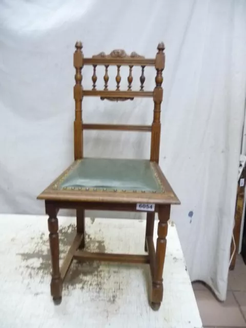 6054. Alter Gründerzeit Stuhl Holzstuhl mit Leder old wooden chair