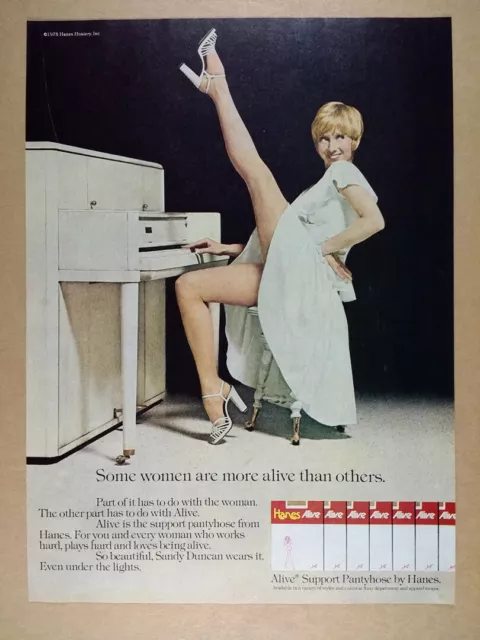 1980 Hanes Alive Support Pantyhose woman art gallery photo vintage print Ad