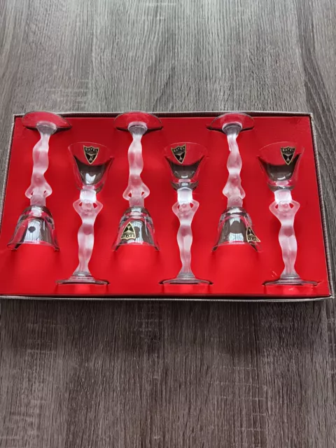 Coffret 6 Verres à liqueur  Bacchus Vénus Bayel En Coffret Neuf