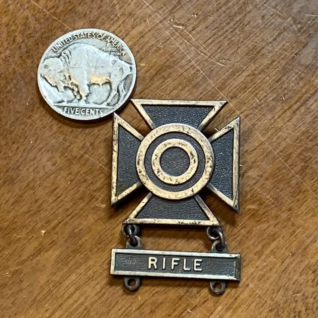 US ARMY RIFLE Maltese Cross WWII Medal Military Pin Silver Filled ...