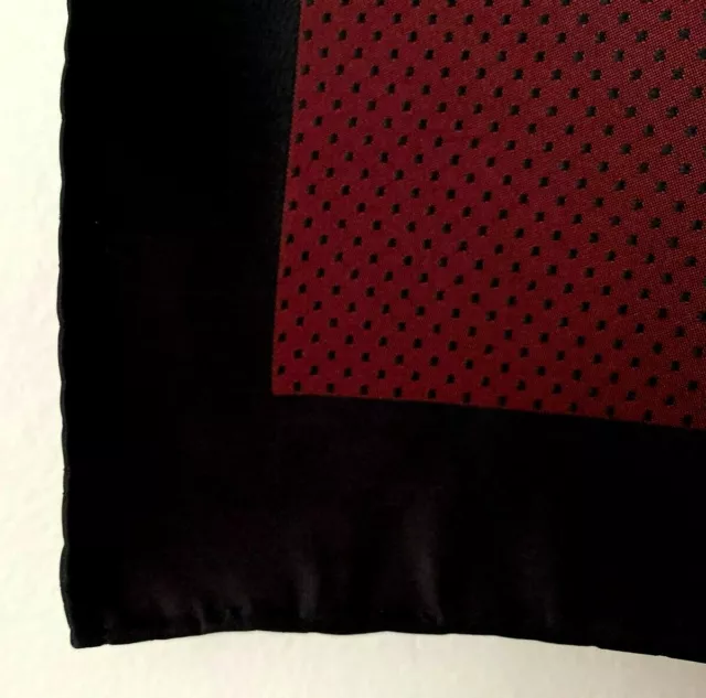 Mouchoir de poche en SOIE SILK vintage NOIR & Rouge BORDEAUX pois 32,8 x 32,8cm