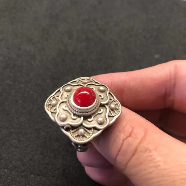 Chinese old Tibet Silver inlaid Ruby handmade Ring LQ47
