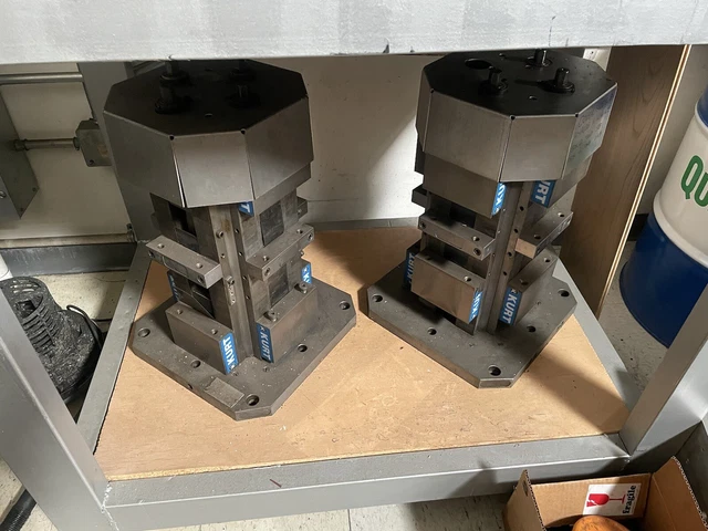 KURT Tombstone Tower 4x Double Vices 6" Original KURT Manufacuring CNC KURT Tombstone Tower 4x Double Vices 6" Original KURT Manufacuring CNC