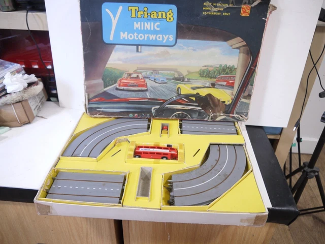 TRIANG MINIC MOTORWAYS set m 1502 c double decker bus working £143.48 ...