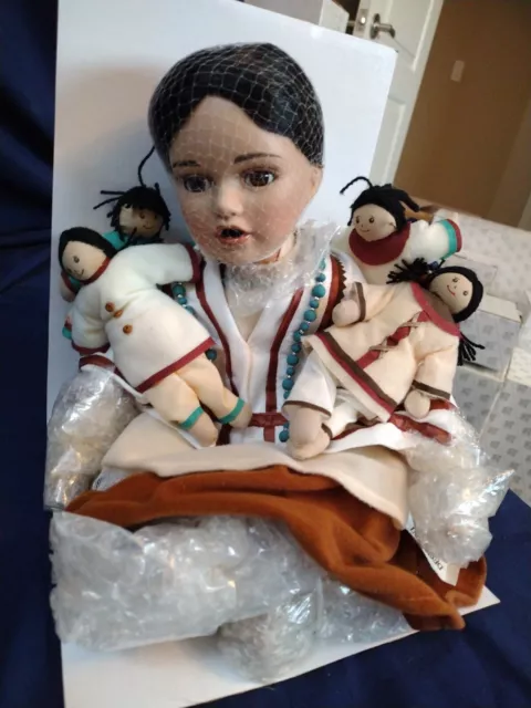 Heritage Signature Collection Porcelain Doll Puebloan Storyteller 12372