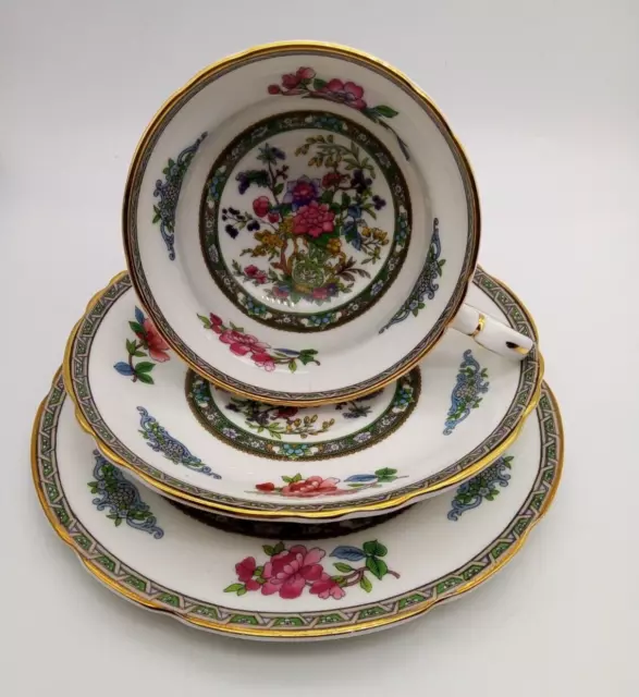 Vintage Tea Trio Paragon Tree of Kashmir cup saucer side plate condition A1