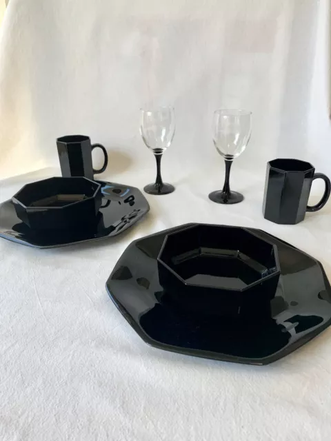 arcoroc france octime octagonal black glass 8 pc set plates Bowls Mug Wine Glass