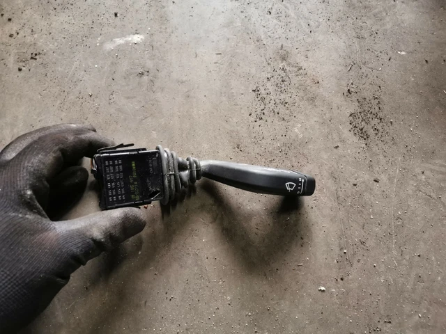 Opel Corsa C Lenkstockschalter Wischerschalter 09185417