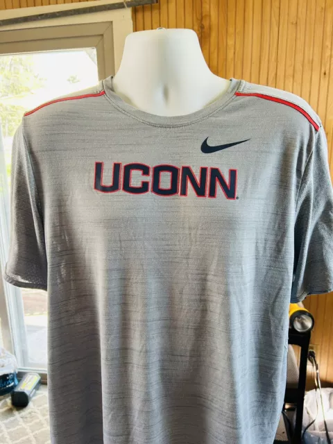 UConn Huskies Nike Dri Fit T Shirt Football Staff Size Large Exceptional Shirt!