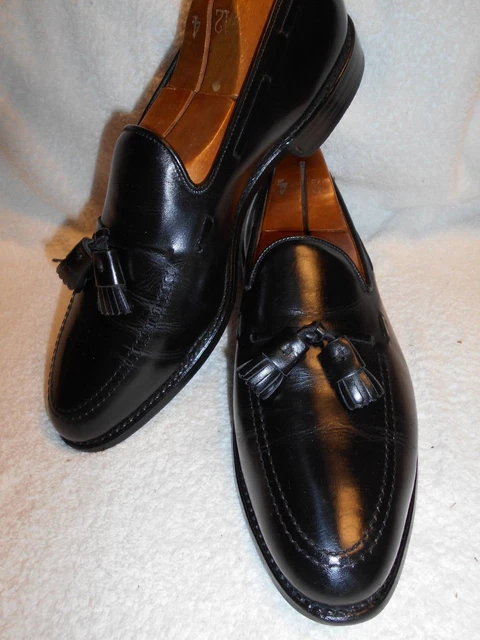 Excellent Condition Allen Edmonds Black "Grayson" Side Laced Tassel Loafers 11C