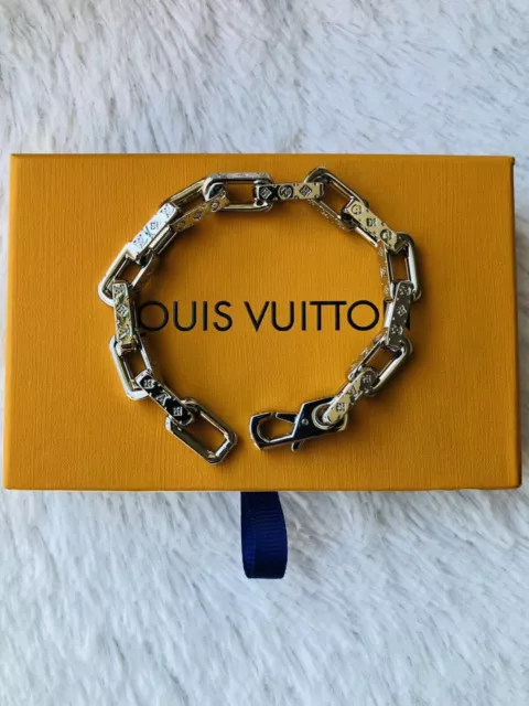 Premium Louis Vuitton Men'S Chain Link Silver Tone Engraved Monogram Flower  Pattern Bracelet M68273