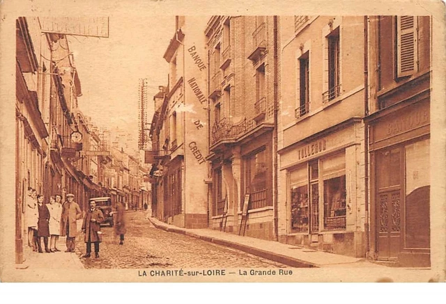 58. n° 100198. la charité sur loire . la grande rue