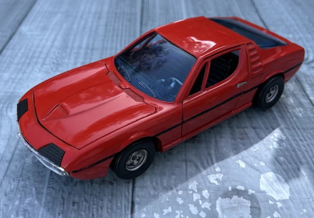 Alfa Romeo Montreal POLITOYS 1:25 (Neu (gemäss Beschreibung)) in