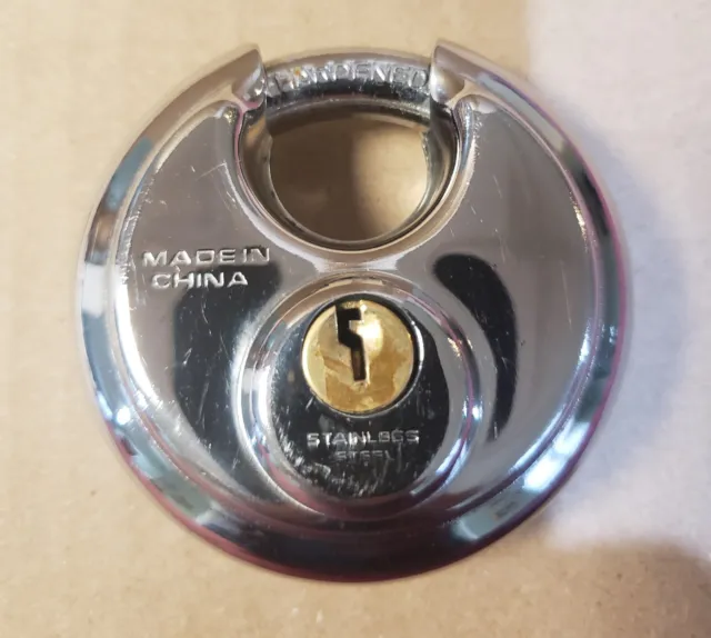 Shielded Shackle Round Stainless Steel Disk Padlock 2 Keys