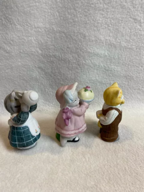 Vintage Kitty Cucumber Figurines - Kitty, Priscilla and J.P. Buster - Set of 3 2