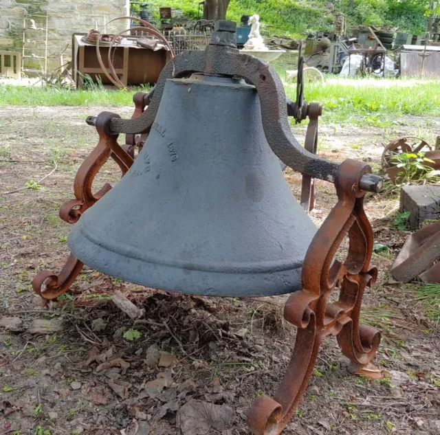 Antique large Centennial 1876, LEB MFG CO PA,  Cast Iron church or school Bell