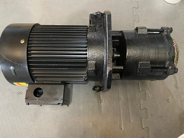 LOW HOURS A-Ryung ACP-900 HMFS45 Immersion Type Coolant Pump Power Cool